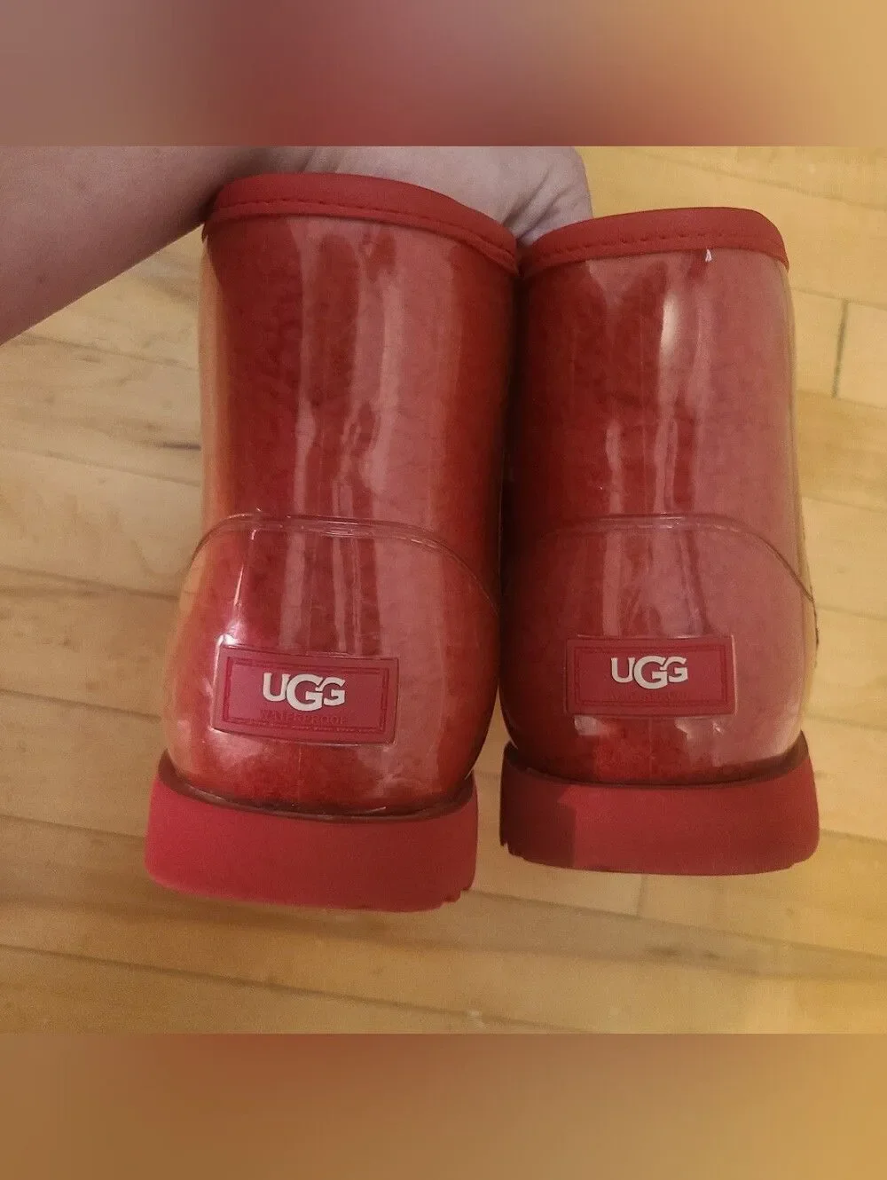UGG Women's Classic Clear Mini Boots in  Red Samba Size 6